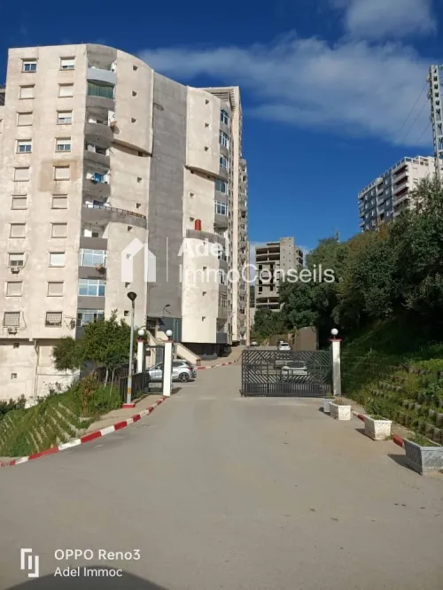 Location Appartement F5 Annaba Annaba
