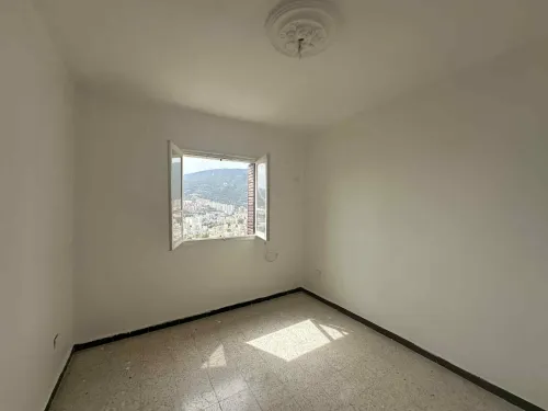 Location Appartement F4 Annaba Annaba