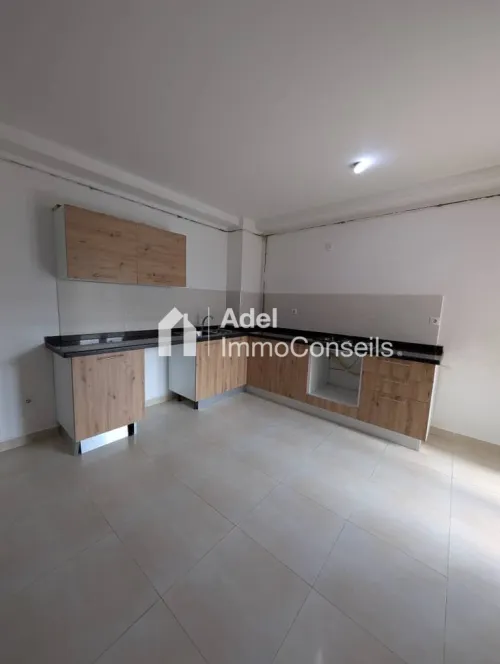 Location Appartement F4 Annaba Annaba