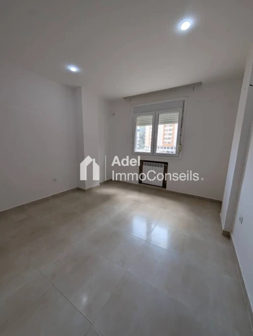 Location Appartement F4 Annaba Annaba