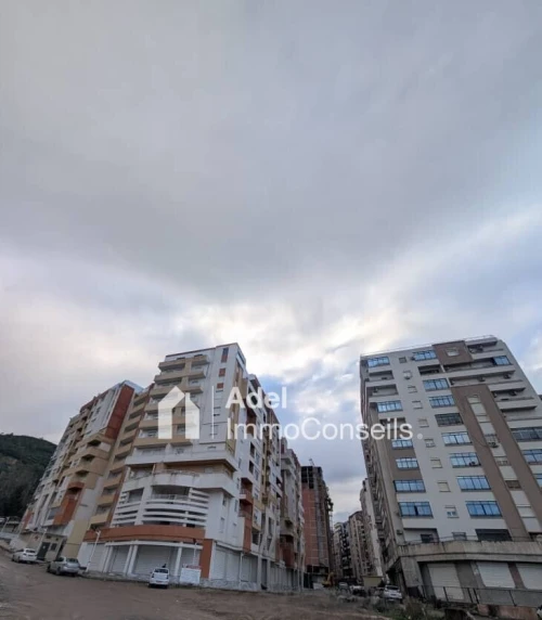 Location Appartement F4 Annaba Annaba