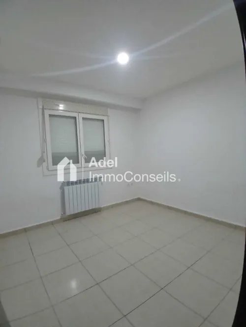Location Appartement F4 Annaba Annaba