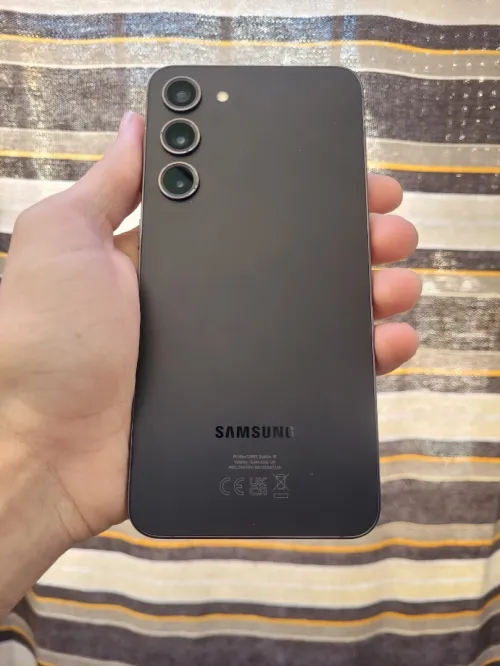 Samsung Galaxy s23 plus