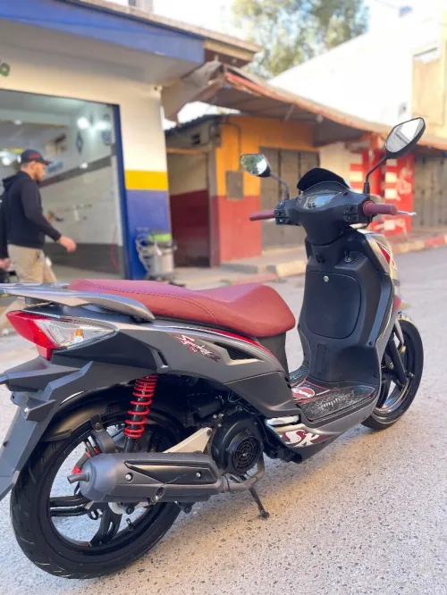 Sym Sr 2025