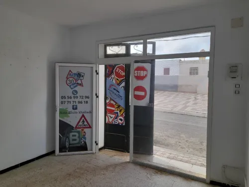 Location Local Aïn Témouchent Sidi ben adda