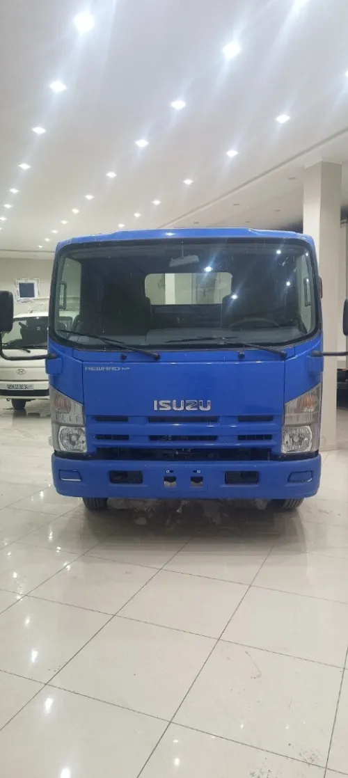 Isuzu Super jombo 2025