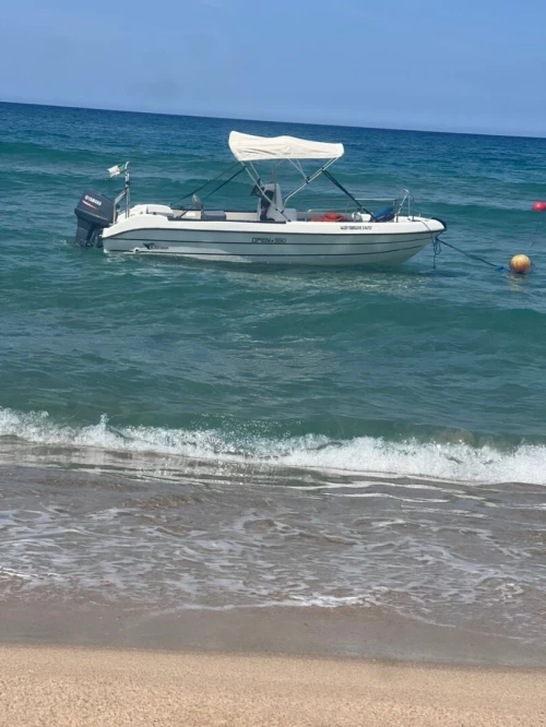 Bateau Béjaïa naval