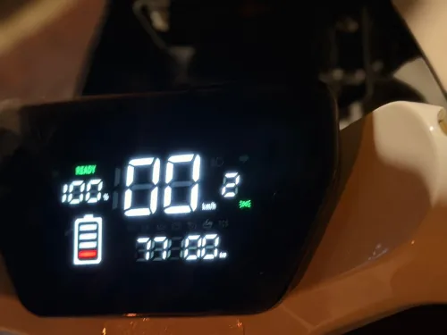 Motos électriques Dora aires 2025