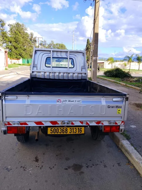 Daihatsu Gron max 2013