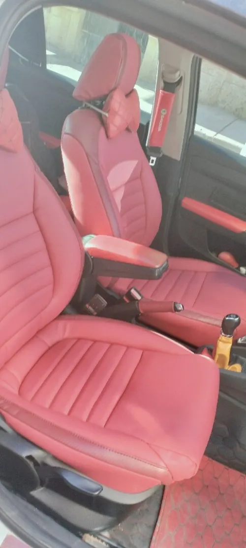 Skoda Fabia 2015 Style (avec toit panoramique)