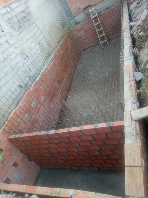 REALISATION et installation DES PISCINES