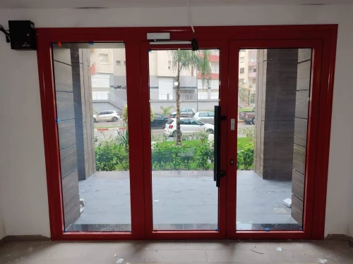 Porte blinde aluminium Série 75000 avec lecteur cib 