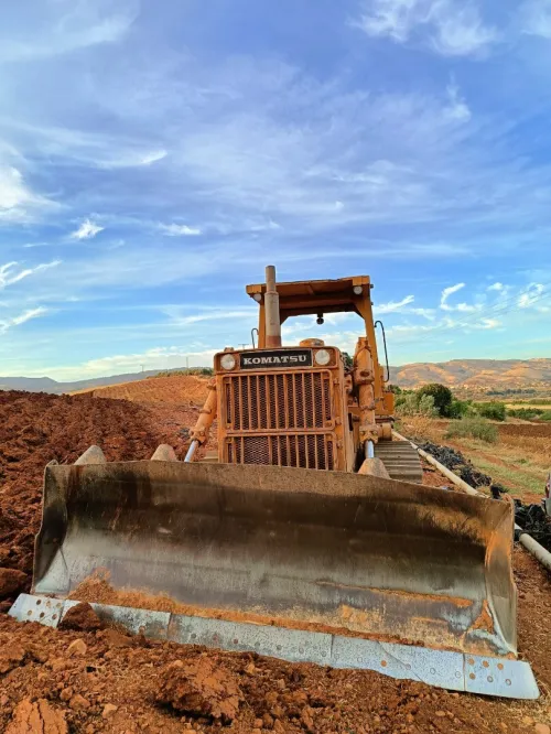 Komatsu D85A18 