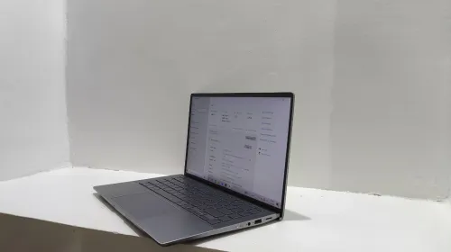 ASUS ZenBook 14 -- Ryzen 5 4500U (8Go/256Go) + NVIDIA MX350 2GB
