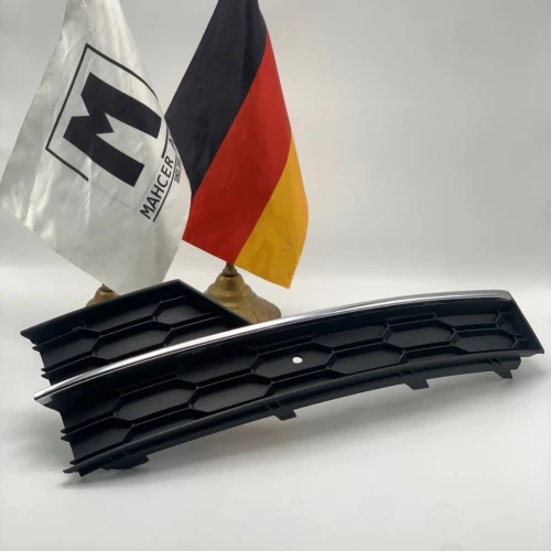 GRILLE ANTIBROUILLARD OCTAVIA 2018+ (VW/SEAT/SKODA/AUDI)