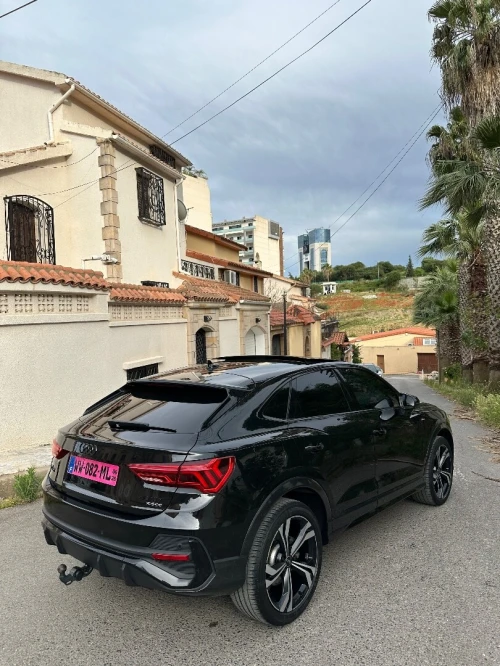 Audi Q3 2023 Sline