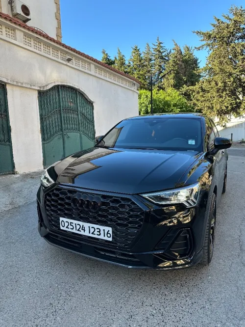 Audi Q3 2023 Sline