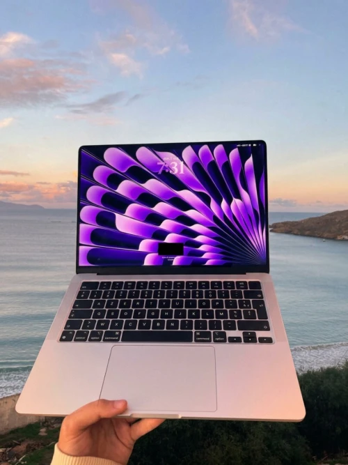 Macbook Pro M3 Pro 14inch 18GB Ram 1Tb Stockage Batterie 100%