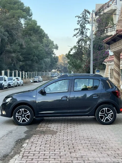 Dacia Sandero 2025 Stepway Expression plus