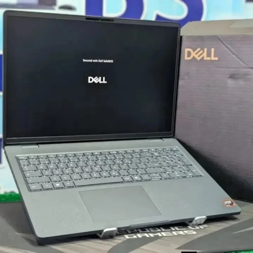 Dell pro 16 Ryzen 5 PRO 230 / 32 Go / 512 Go SSD / écran 16 Full HD jamais utilisé sous emballage