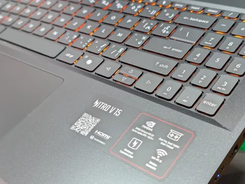 Acer Nitro V 15 Core i5 13420H  / RTX 5050 8GO DDR7 / 16 Go / 512 Go SSD / 15.6 FHD 165Hz COFFRE