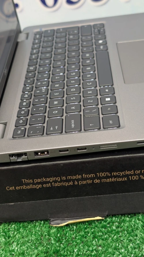 Dell latitude 5450 i7 1355U RAM 16GB 256SSD écran 14 FuL HD jamais utilisé SOUS emballage