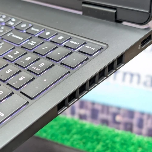 HP OMEN 16 I9-14900HX 32GO RAM 1TO SSD 16.1 QHD 240HZ RTX 5070 08GO JAMAIS UTILISÉ SOUS EMBALLAGE