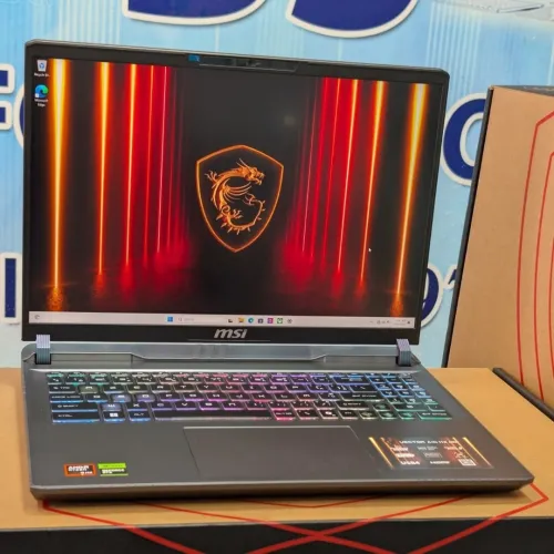 MSI Vector A16 AMD Ryzen 9 8940HX RAM 16GB 1TB écran 16 240Hz RTX 5070Ti 12GB jamais utilisé sous emballage
