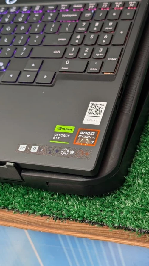 LENOVO LEGION 5 15AKP10 / AMD RYZEN AI 7 350 / RTX 5070 / 16 Go DDR5 / 1 To SSD NVME / 15.1" OLED 165 Hz