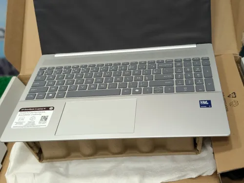HP omniBook 5 Ultra 7 255U RAM 16GB 1TB écran 16 2K Tactile  jamais utilisé sous emballage