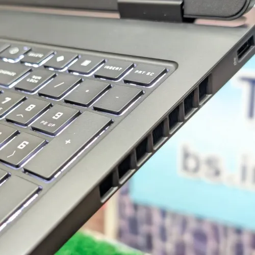 HP OMEN 16 I7-14650HX 16GO RAM 1TO SSD 16.1 QHD 240HZ RTX 5070 08GO JAMAIS UTILISÉ