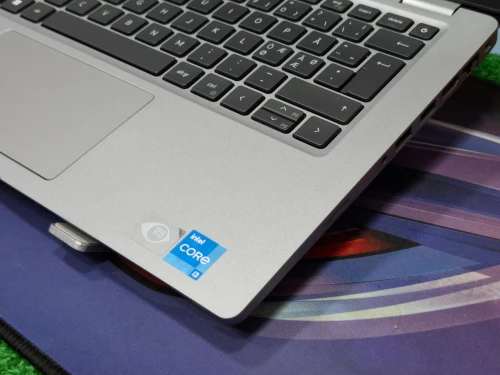 DELL LATITUDE 5420 I3 1125G4 08Go RAM 256SSD 14 FHD JAMAIS UTILISÉ SOUS EMBALLAGE 
