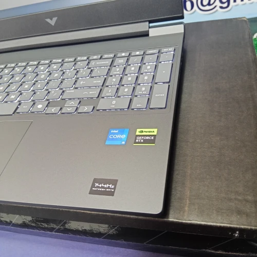 HP victus15 i5 13420H RAM 16GB 512SSD RTX 3050 6Gb écran 15.6 144 HZ Jamais utilisé sous emballage
