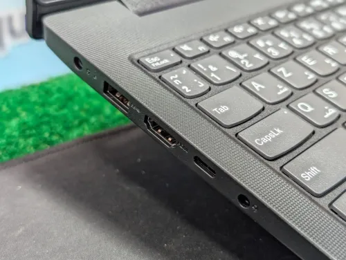 Lenovo V15 G4 i5 13420H 16GO RAM 512SSD 15.6 FHD JAMAIS UTILISÉ SOUS EMBALLAGE 