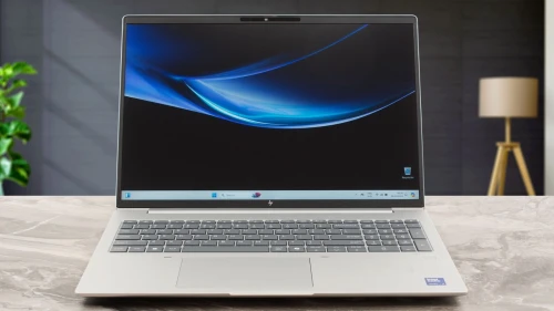 HP ELITEBOOK 660 G11 / U5 135 H / 32 GB DDR5 / 256 GB NVME / 16" FHD