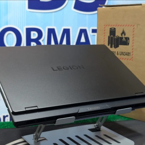 Lenovo LEGION Y7000P I9 14900HX 16GO RAM 1TO SSD 16.1 QHD 240HZ RTX 5060 08GO JAMAIS UTILISÉ 