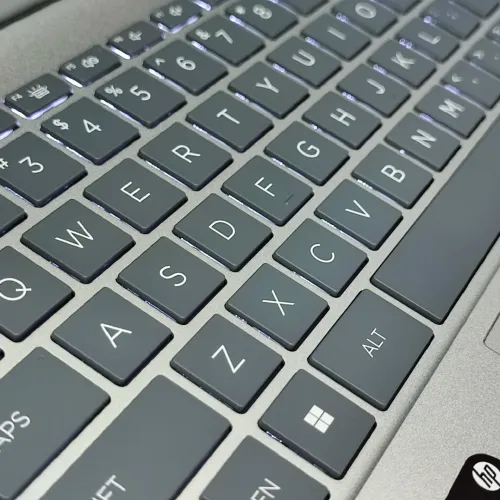 HP ENVY x360 2in1 i5 1335U 08Go Ram 512Go SSD 14" FHD IPS IRIS Xe Graphics