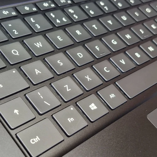 Microsoft Laptop 3 i5 1035G7 08GO RAM 256SSD 13.5 QHD  