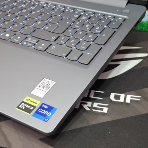 Lenovo LOQ 15IAX9E i7-12650HX 16GO RAM 512SSD SSD 15.6 FHD 144HZ RTX 4050 6GB JAMAIS UTILISÉ
