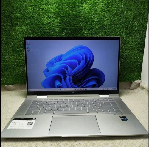 HP ENVY 15 X360 i5 1235U 08Go Ram 256Go SSD 15.6" FHD Tactile 360 Iris XE Graphics 
