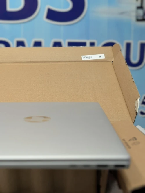 HP omniBook 5 Ultra 7 255U RAM 16GB 1TB écran 16 2K Tactile  jamais utilisé sous emballage