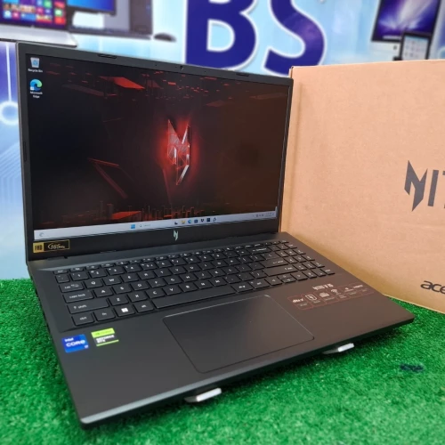 ACER NITRO V15 i7-13620H 16GO RAM 512 SSD 15.6 FHD 165Hz RTX 4050 6GB jamais utilisé 