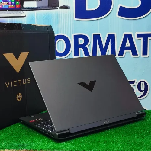 HP VICTUS AMD R5 7535HS 16GO RAM DDR5 512SSD 15.6 144HZ RX 6550M JAMAIS UTILISÉ 