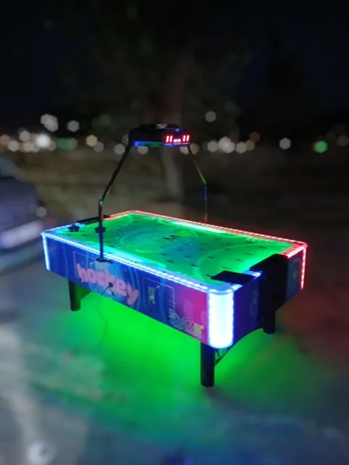 air hockey