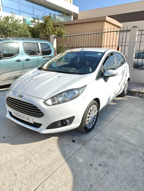 Ford Fiesta 2015 Trend