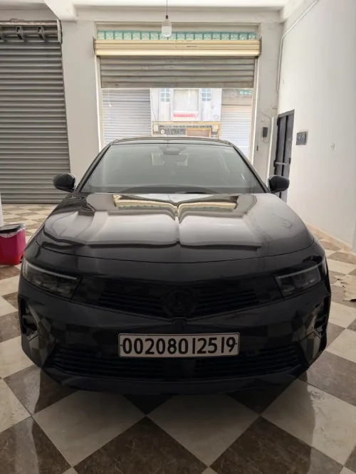 Opel Astra 2025 