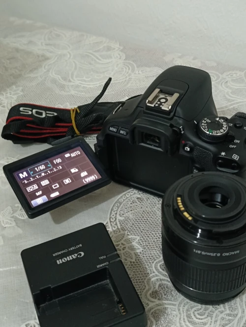 Appareil photo Canon T3i 600d