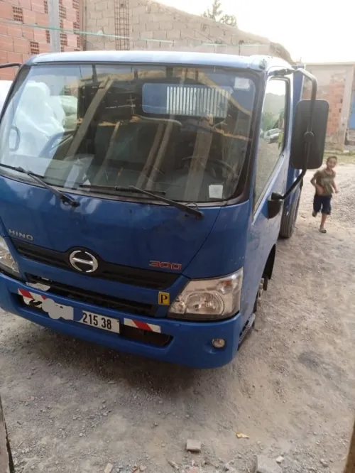 Toyota Hino 2015