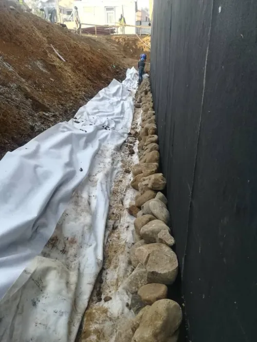 réalisation des escalier moderne et les poteaux et voiles & dalles en béton  