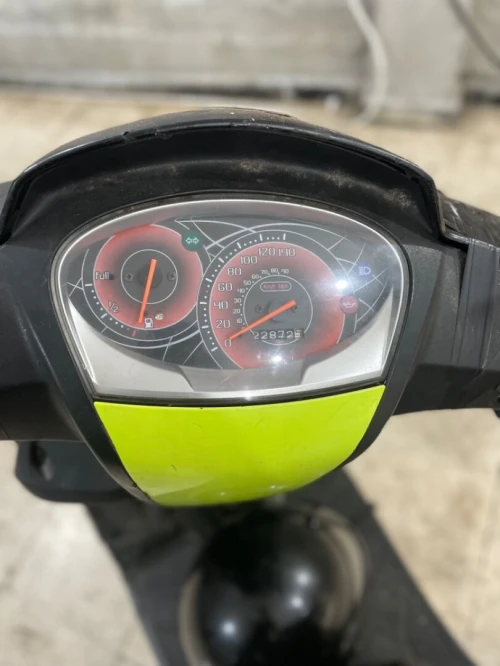 Piaggio Vivo 